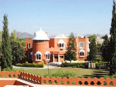 Oriental Palace Hotel 3*