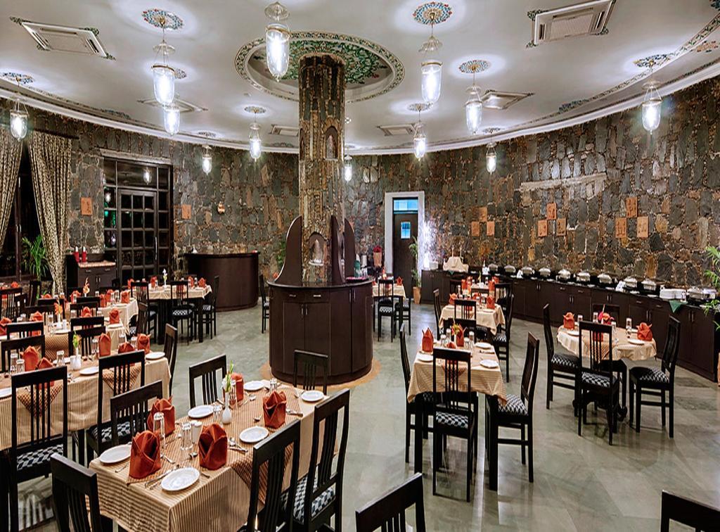 Hotel The Amargarh Udaipur