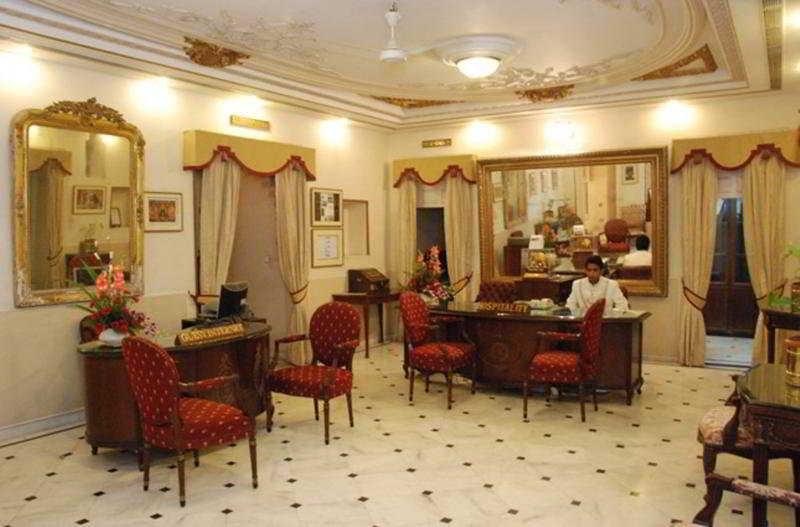Hotel Taj Fateh Prakash Palace 5*