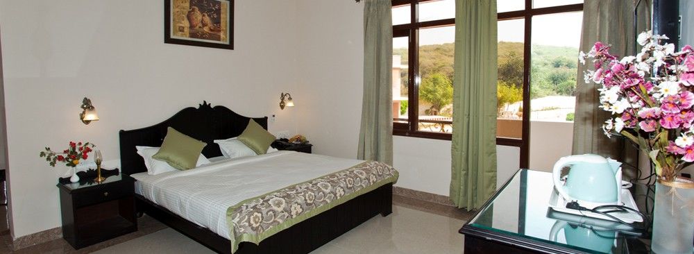 Resort Araliayas &