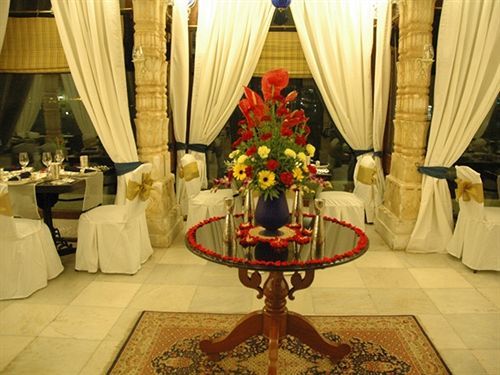 Jagmandir Island Palace - Grand Heritage Hotel Udaipur