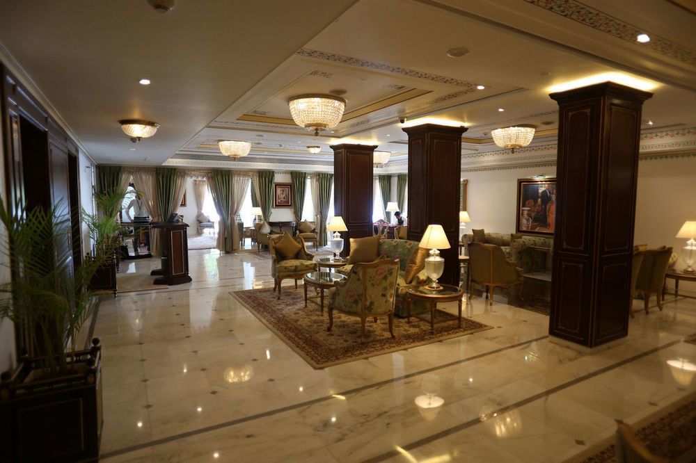 Hotel Taj Fateh Prakash Palace 5*