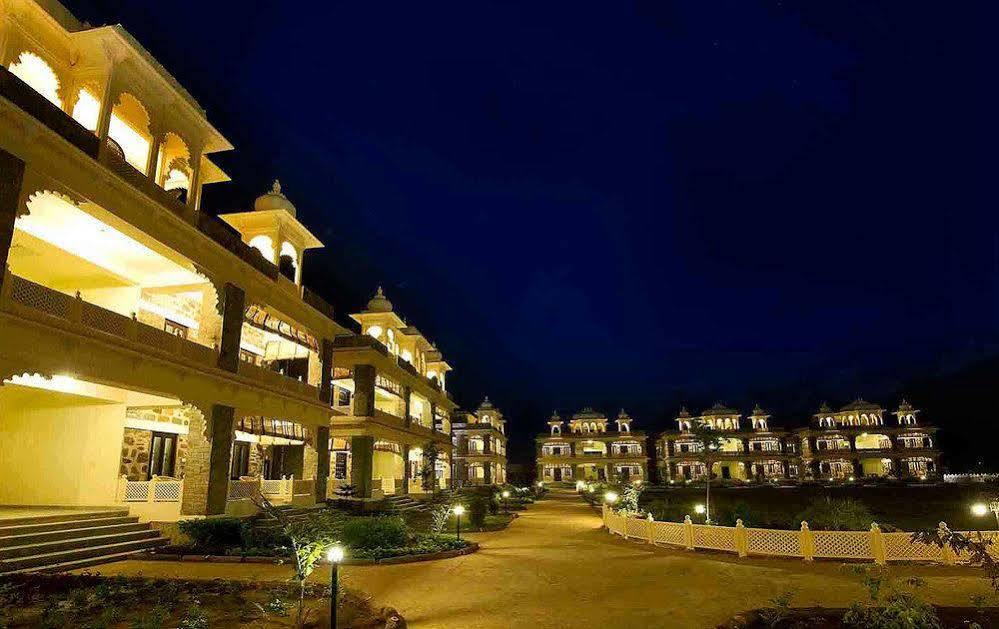 Resort The Udaibagh 4*