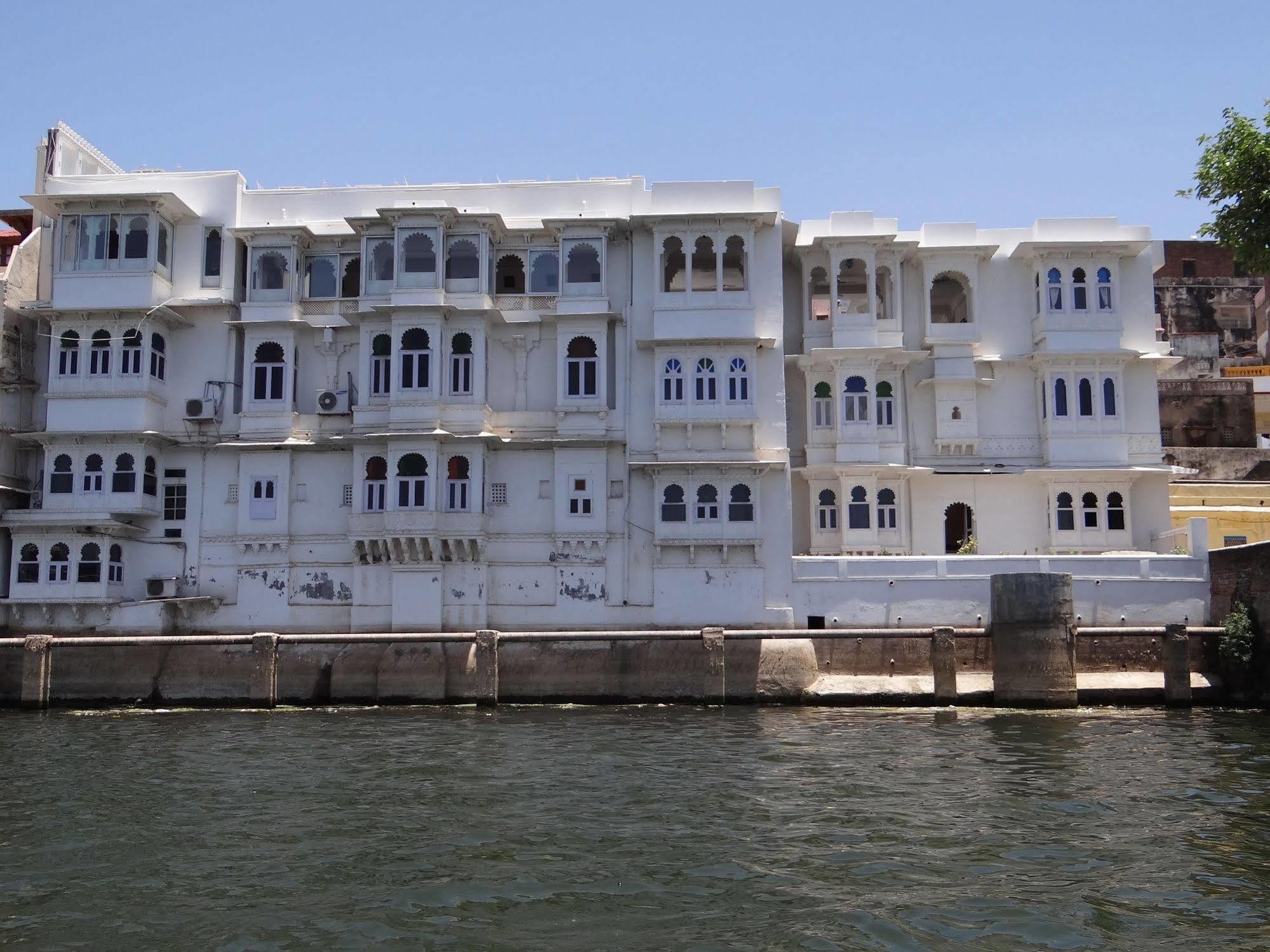 Jagat Niwas Palace Hotel Udaipur