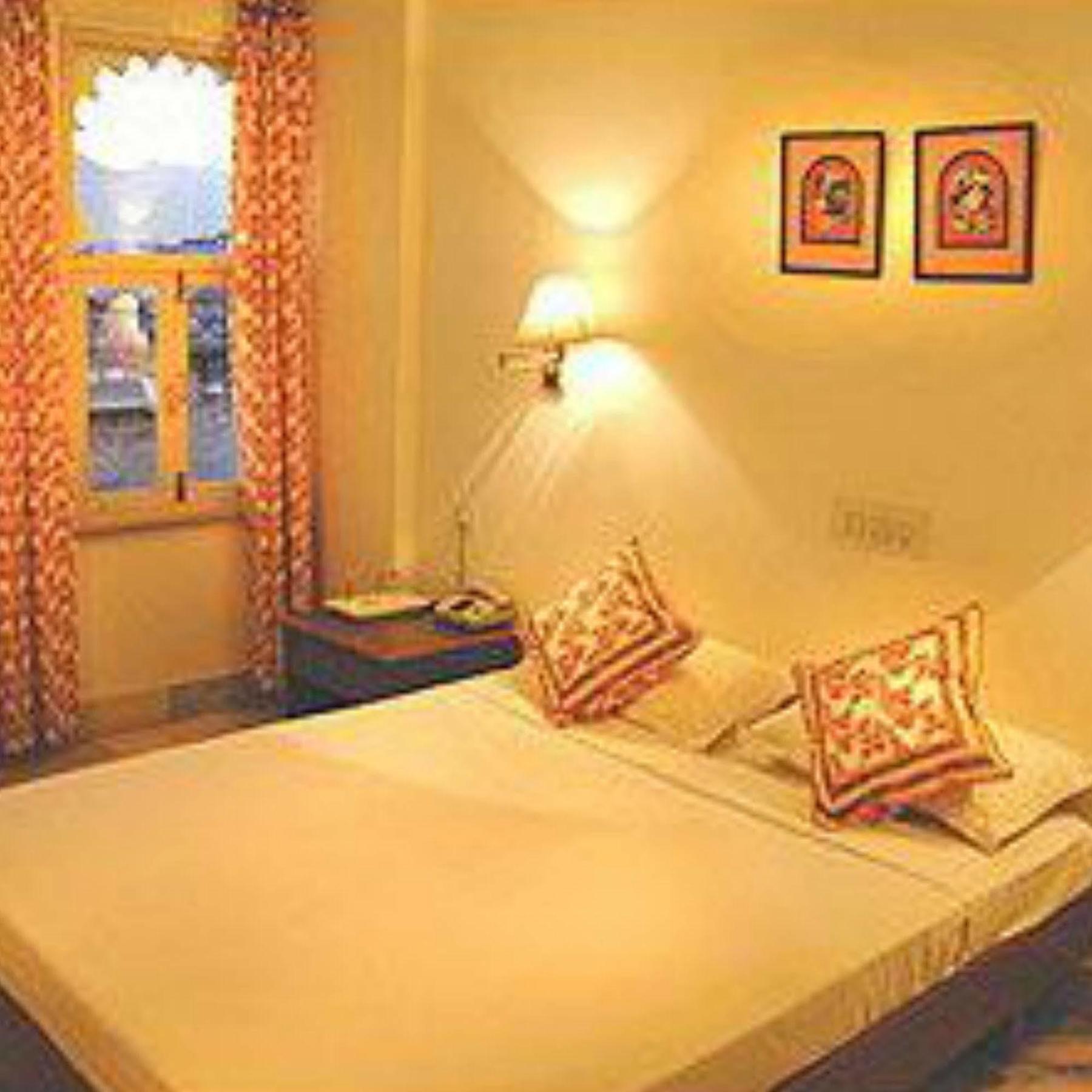 Jaiwana Haveli Hotel 3*