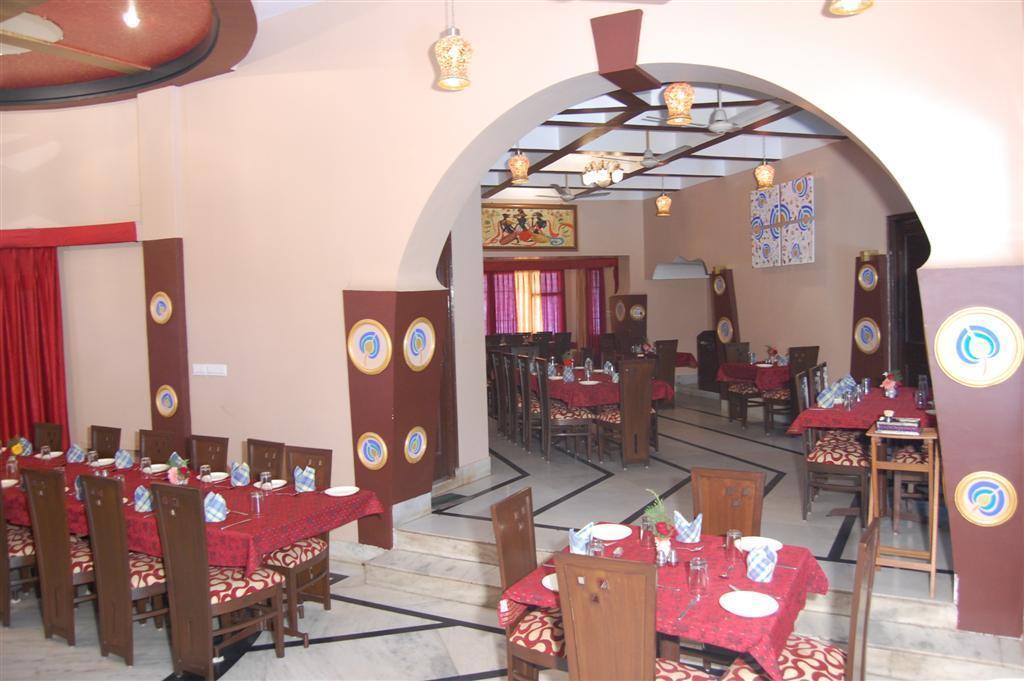 Oriental Palace 3*