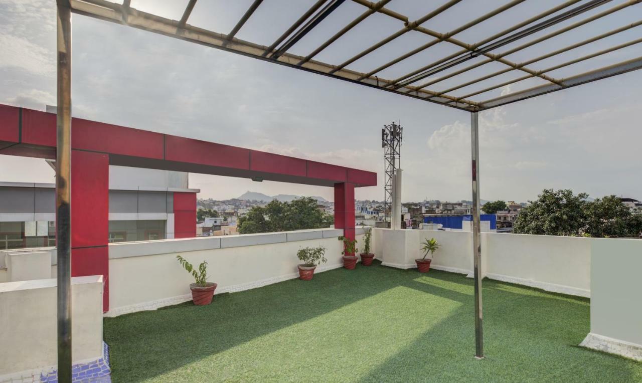 Royal Dezire Hotel
