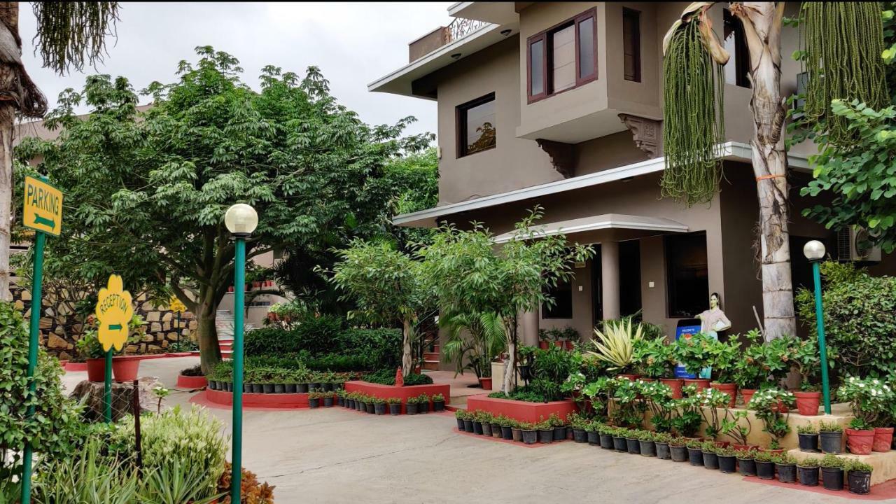 Araliayas & 4* Udaipur