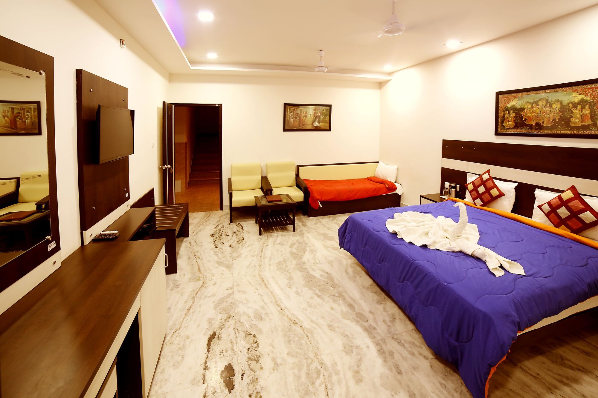 Royal Dezire Hotel