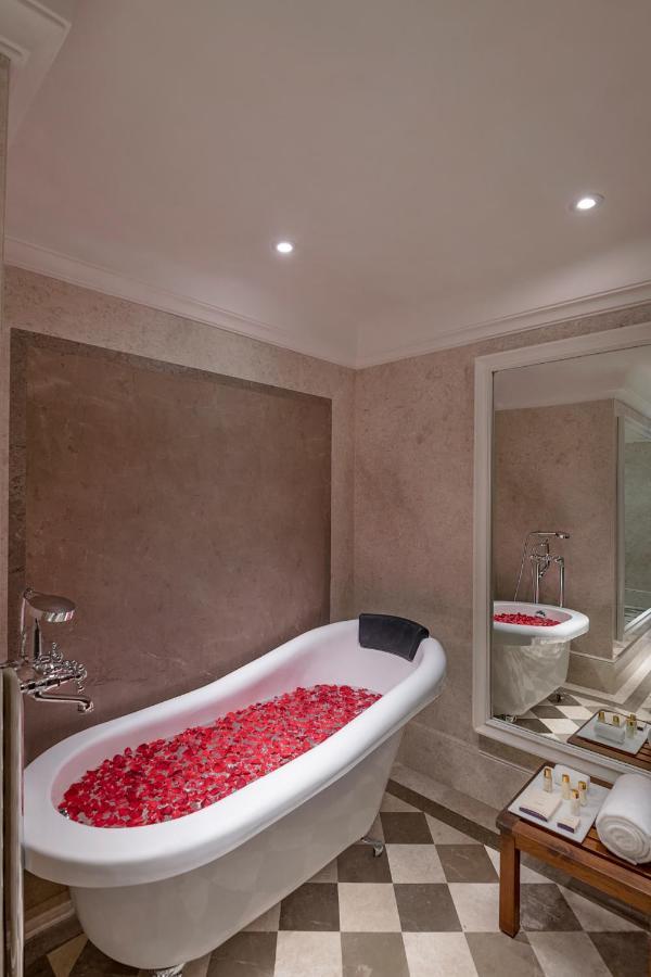 Aurika, Hotel 5*